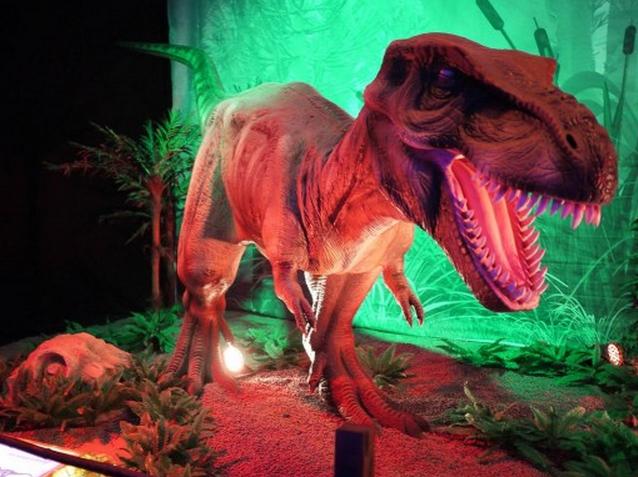 изложба диносауруса 